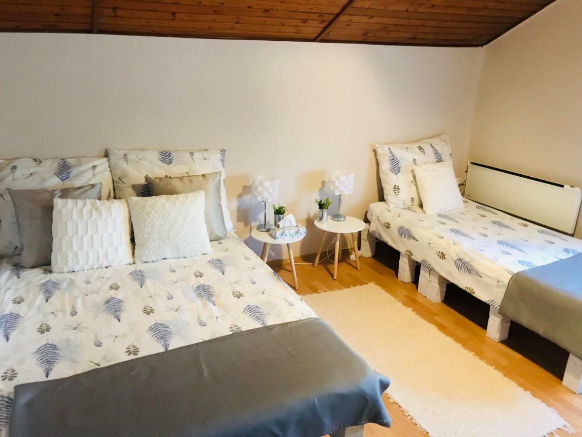Vadszolo Apartmanhaz Gyomaendrod Bagian luar foto